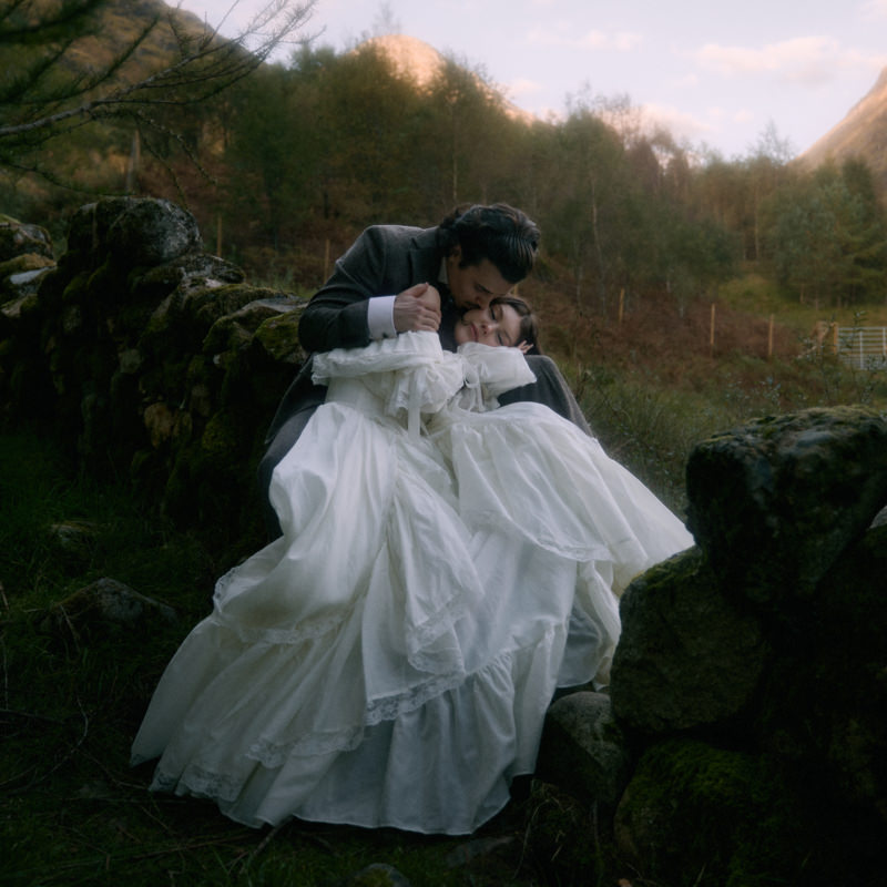 couple eloping in Scotland