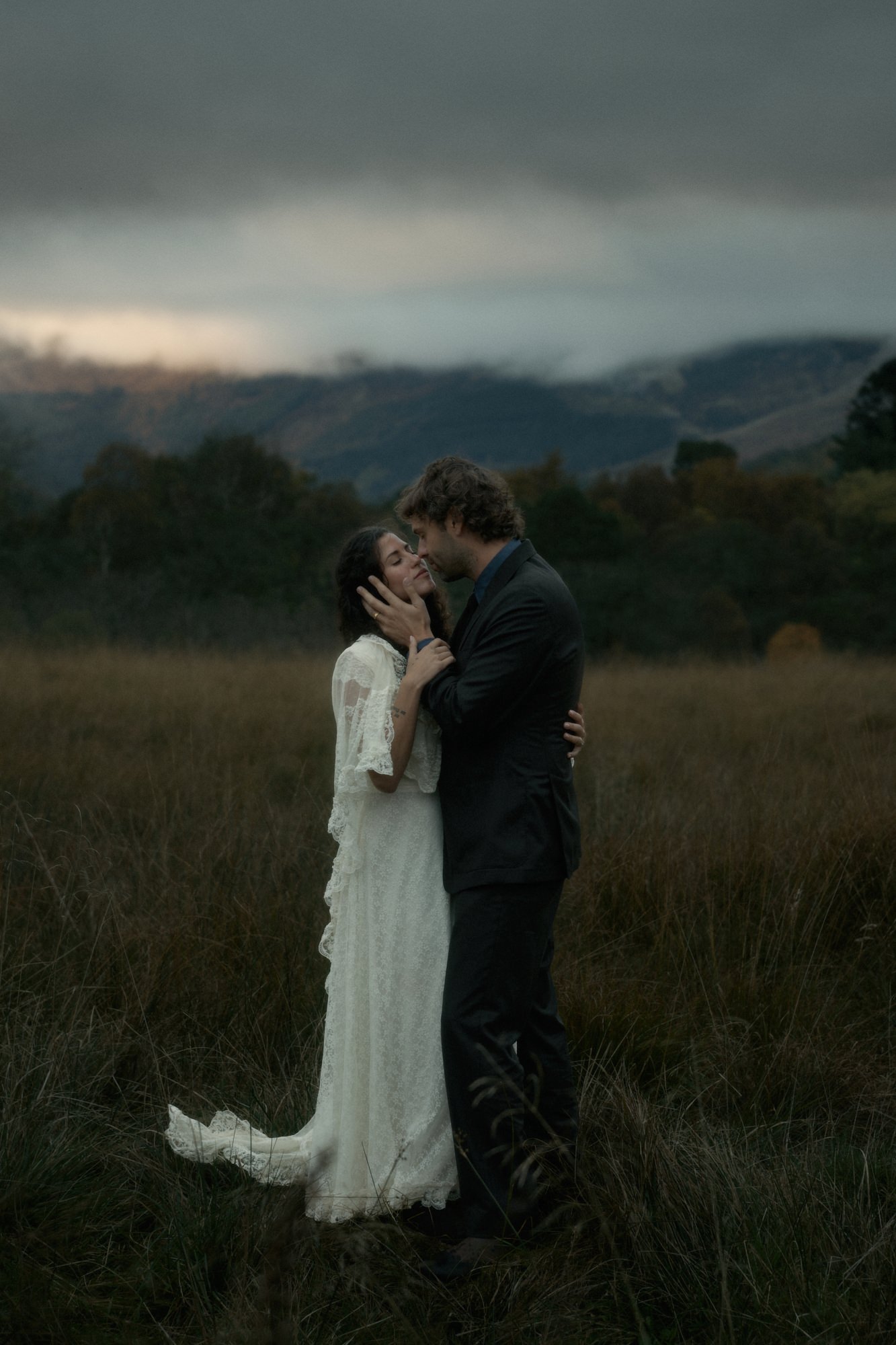 wedding couple eloping at Glencoe scotland