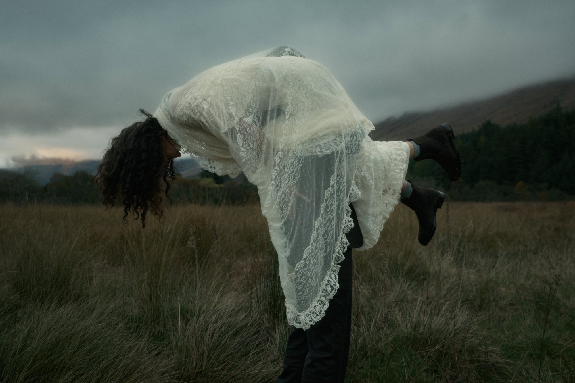 wedding couple eloping at Glencoe scotland