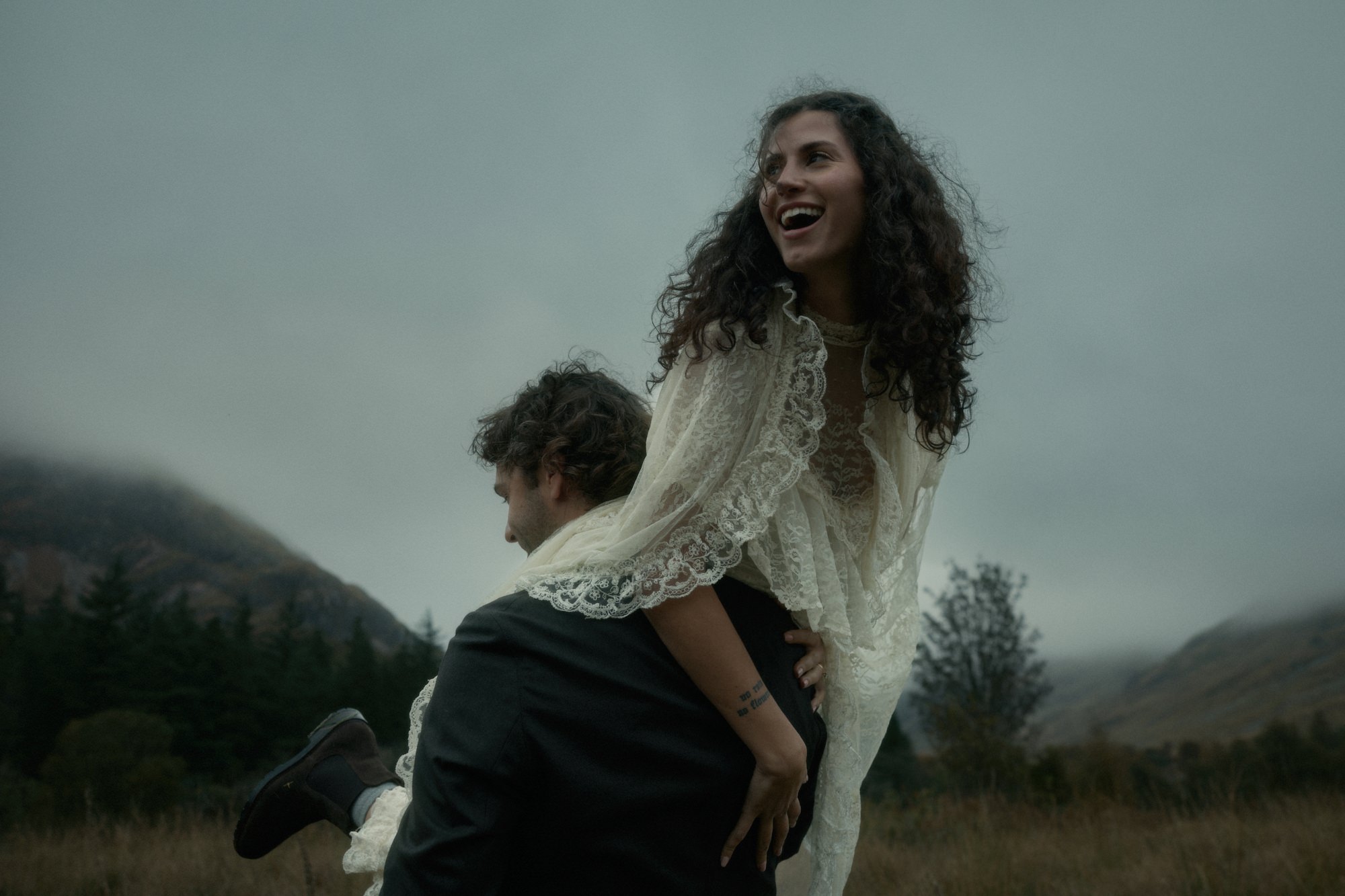 wedding couple eloping at Glencoe scotland