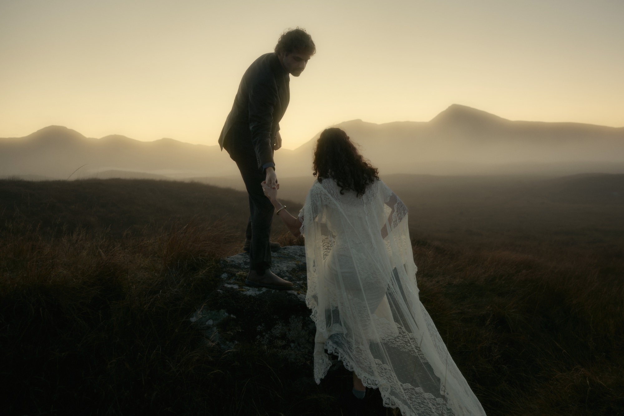 elopement couple Glencoe sunset