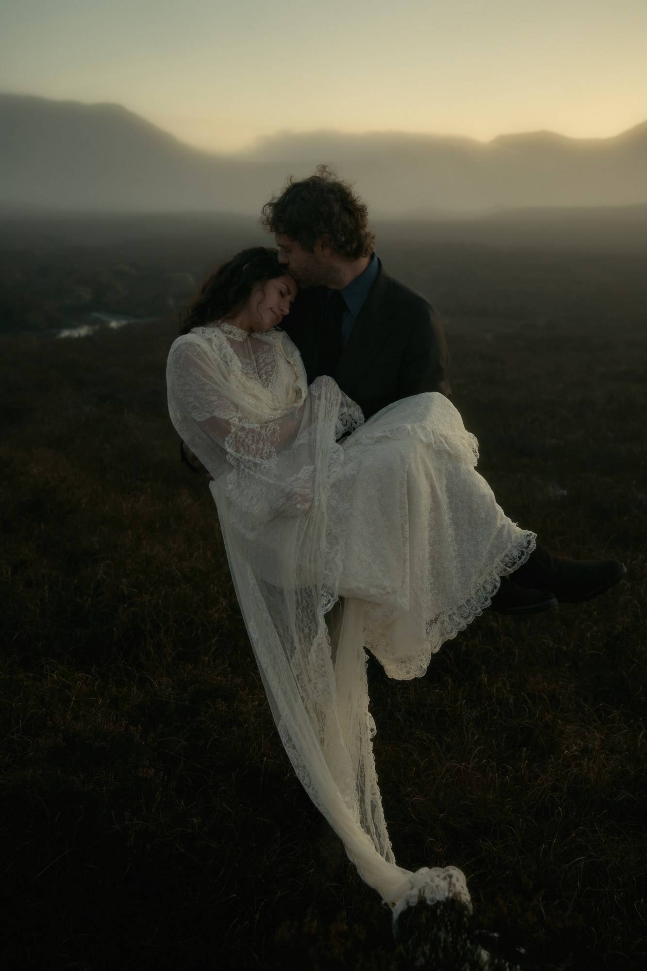 wedding couple at Glencoe at sunset